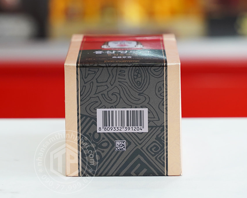 Tinh chất chiết xuất cao hồng sâm Chính phủ Hàn Quốc KGC Jung Kwan Jang ROYAL PLUS 240g Tinh chất chiết xuất cao hồng sâm Chính phủ Hàn Quốc KGC Jung Kwan Jang ROYAL PLUS 240g