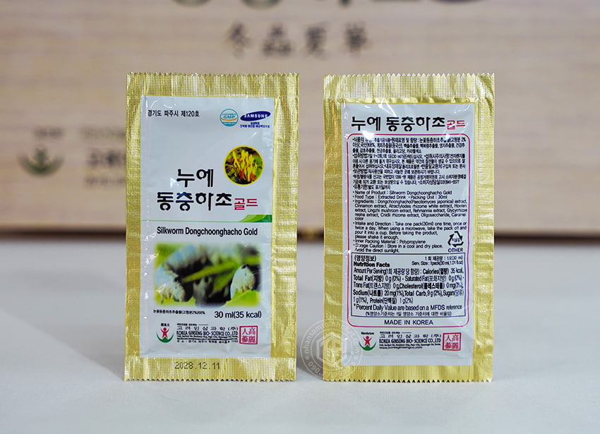 Nước đông trùng hạ thảo Hàn Quốc hộp gỗ 60 gói